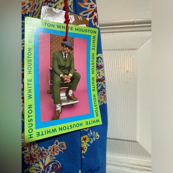 NWT Houston White Adult Floral Chino Pants  In Size M - Picture 6 of 6